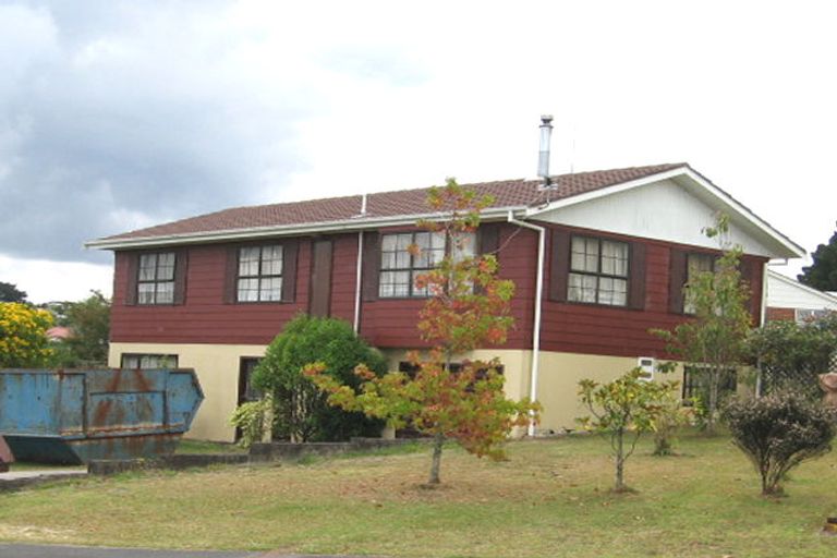 Photo of property in 20 West Harbour Drive, West Harbour, Auckland, 0618