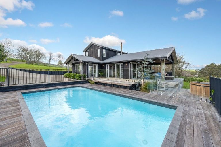 Photo of property in 167 Holdens Road, Clevedon, Papakura, 2585