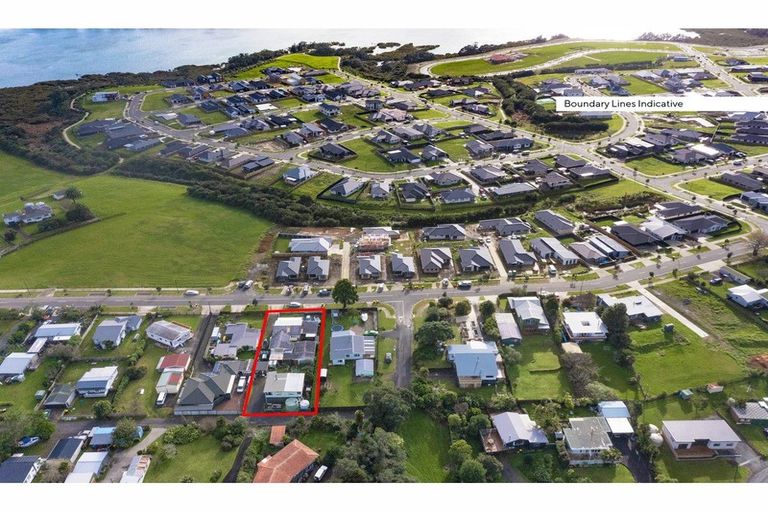 Photo of property in 44 Mclarin Road, Glenbrook, Waiuku, 2681