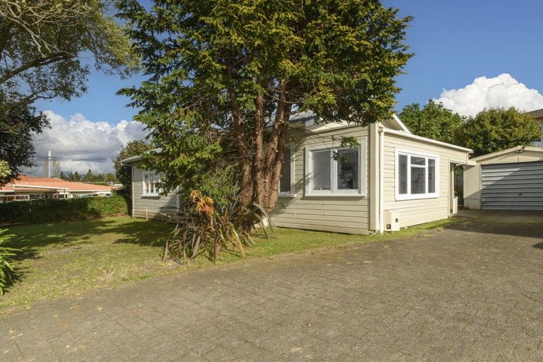 Photo of property in 11 Bethlehem Road, Bethlehem, Tauranga, 3110