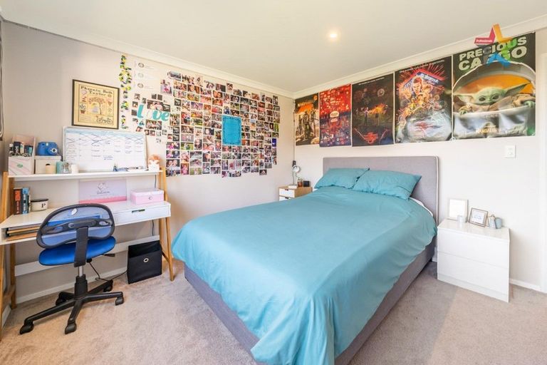 Photo of property in 2 Otira Grove, Kelson, Lower Hutt, 5010