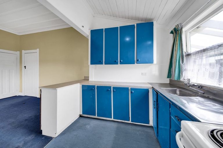 Photo of property in 6 Surrey Street, Patea, 4520