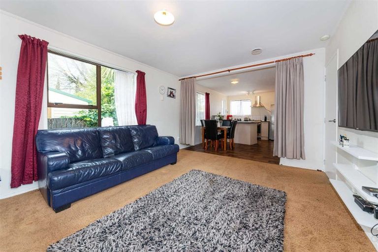 Photo of property in 23 Armada Drive, Ranui, Auckland, 0612
