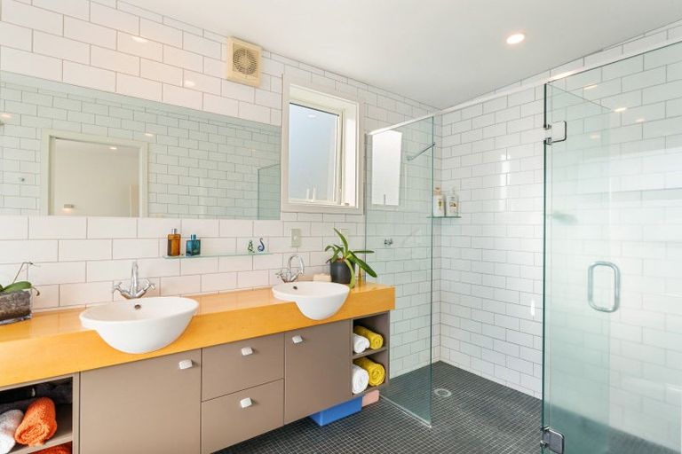 Photo of property in 13 Karekare Road, Raumati South, Paraparaumu, 5032