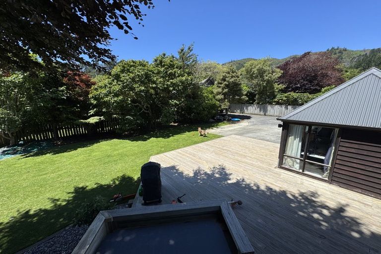 Photo of property in 18a Kamahi Street, Stokes Valley, Lower Hutt, 5019