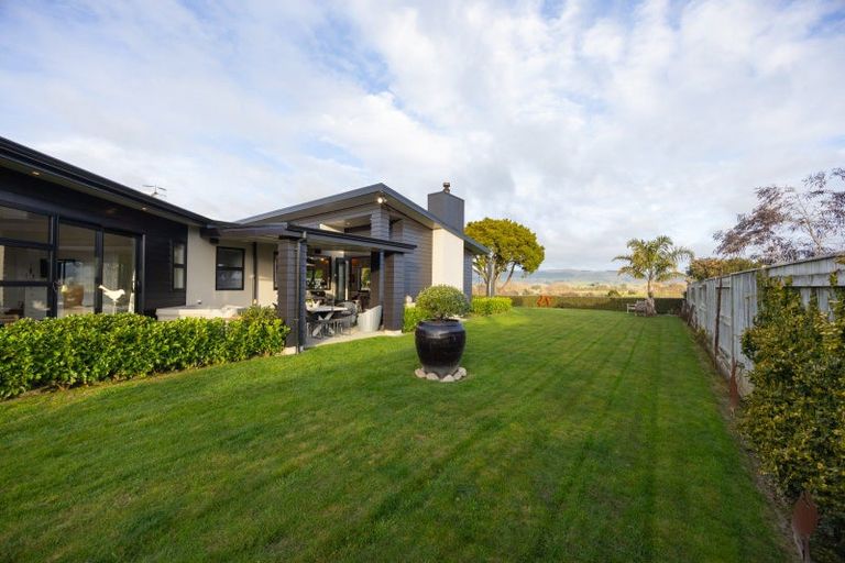 Photo of property in 54 Rodeo Drive, Kelvin Grove, Palmerston North, 4414