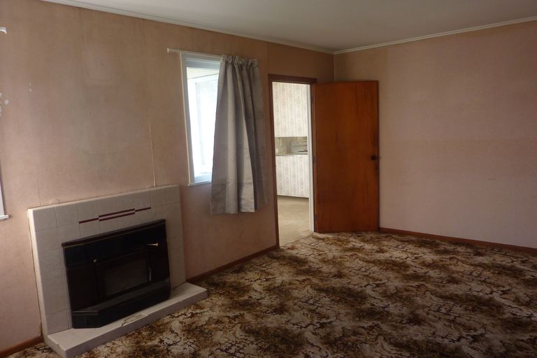 Photo of property in 44 Mclean Avenue, Papatoetoe, Auckland, 2025