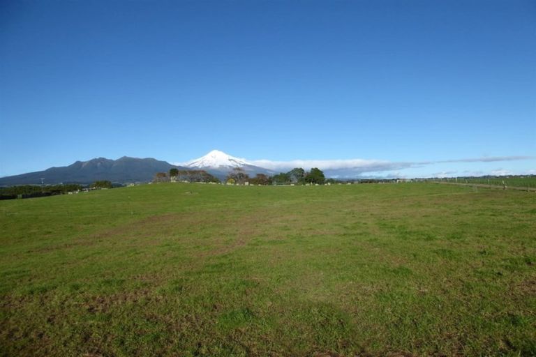 Photo of property in 192 Dover Road, Okato, New Plymouth, 4374