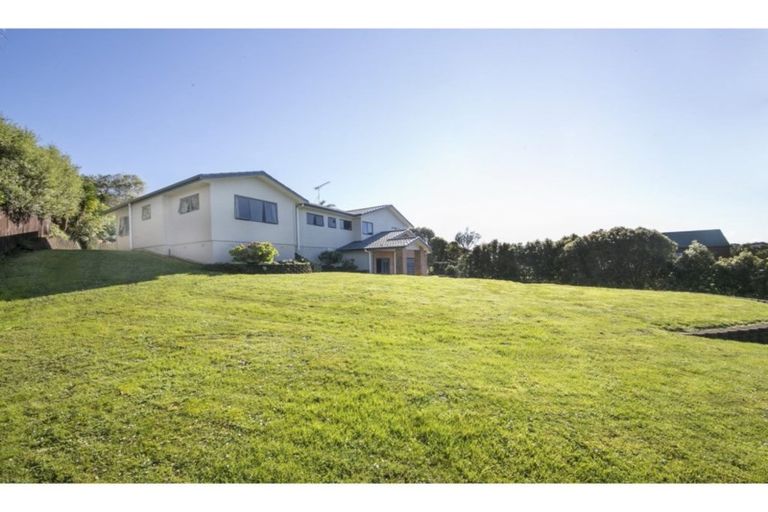 Photo of property in 16 Denehurst Drive, Waimauku, 0812