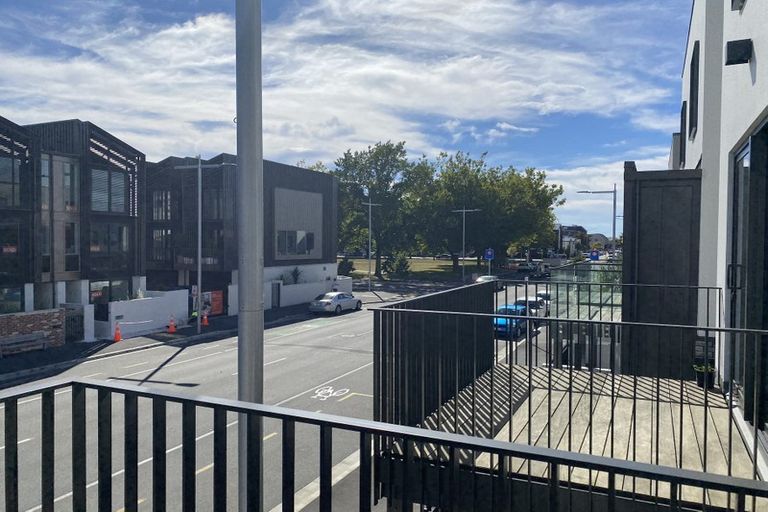 Photo of property in 2/208 Hereford Street, Christchurch Central, Christchurch, 8011