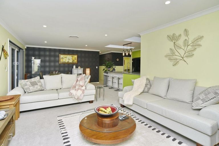 Photo of property in 14 Deans Place, Amberley, 7410