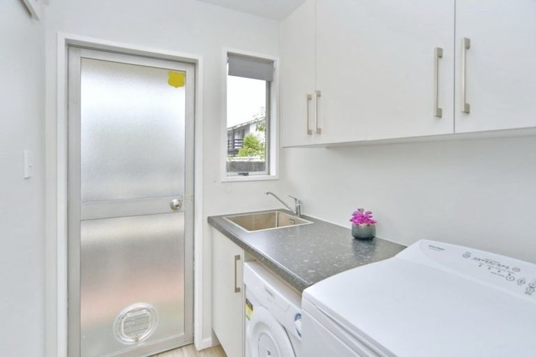 Photo of property in 1/65 Kuaka Crescent, Bromley, Christchurch, 8062