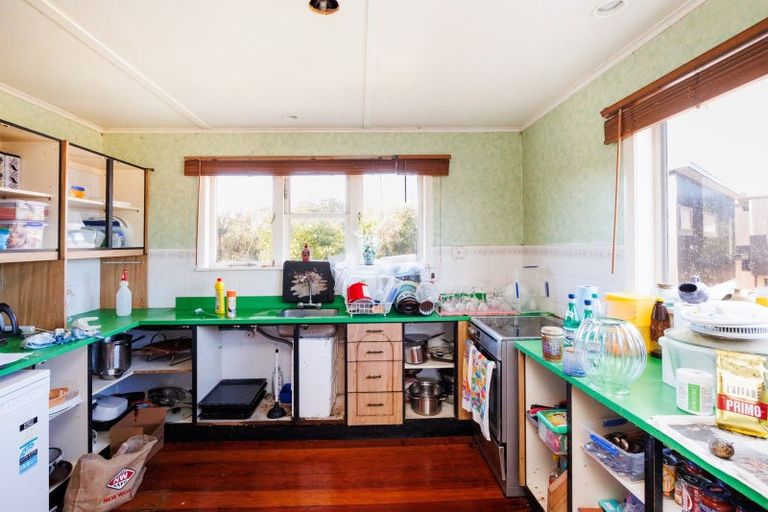 Photo of property in 59 Botanical Road, Takaro, Palmerston North, 4412
