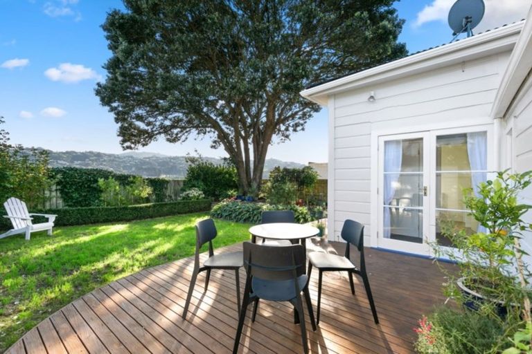 Photo of property in 56 Edinburgh Terrace, Berhampore, Wellington, 6023