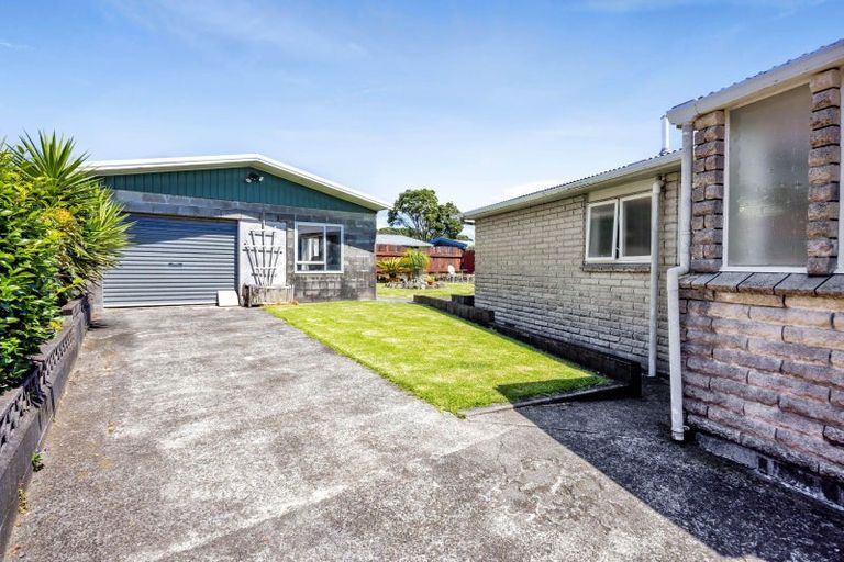 Photo of property in 40 High Street East, Waitara, 4320