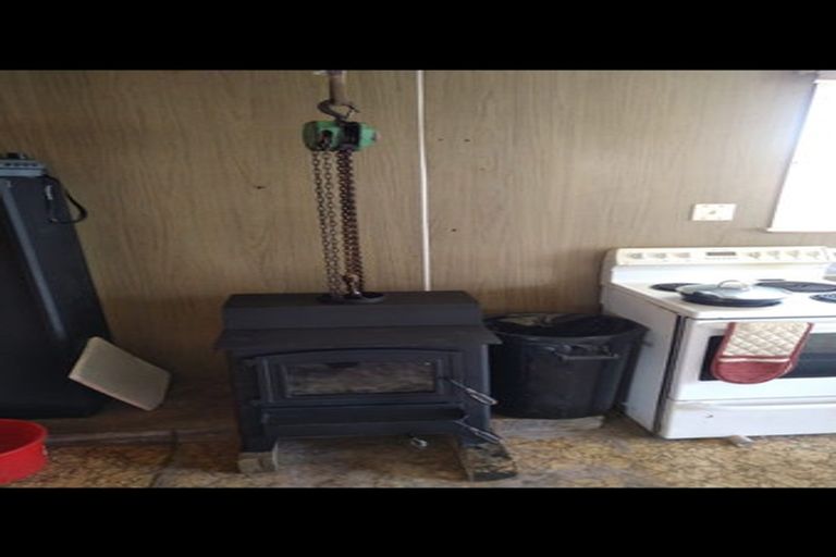 Photo of property in 2 Murray Street, Whataroa, 7886