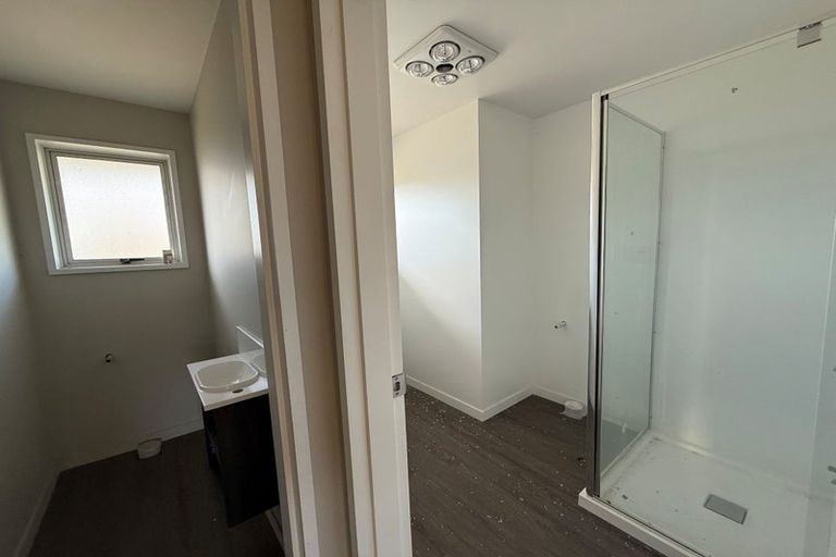 Photo of property in 212 Wainoni Road, Avondale, Christchurch, 8061