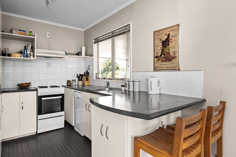 Photo of property in 55 Allen Berry Avenue, Pirimai, Napier, 4112