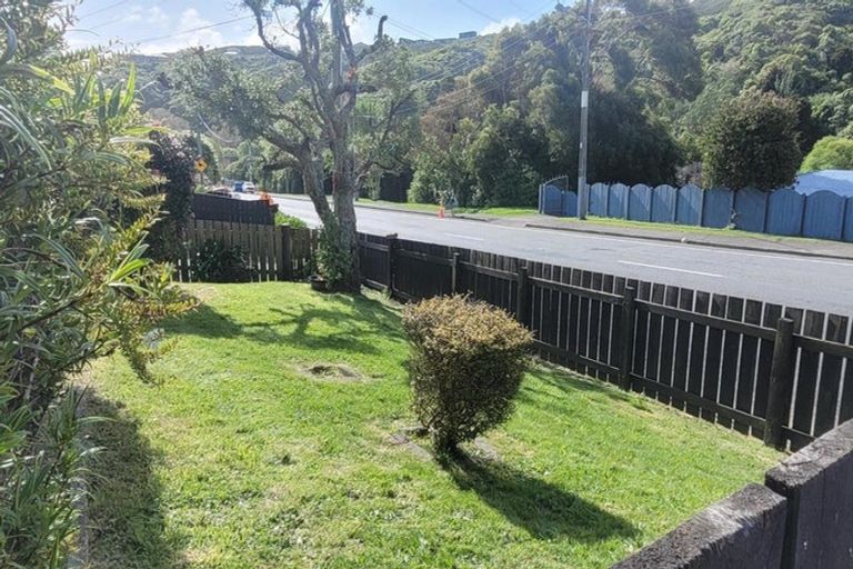 Photo of property in 84 Champion Street, Cannons Creek, Porirua, 5024