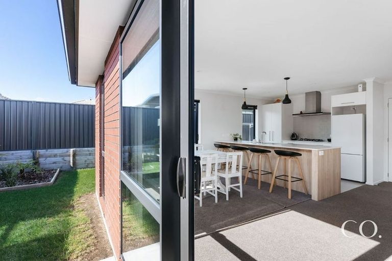 Photo of property in 22 Pioneer Crescent, Omokoroa, 3114