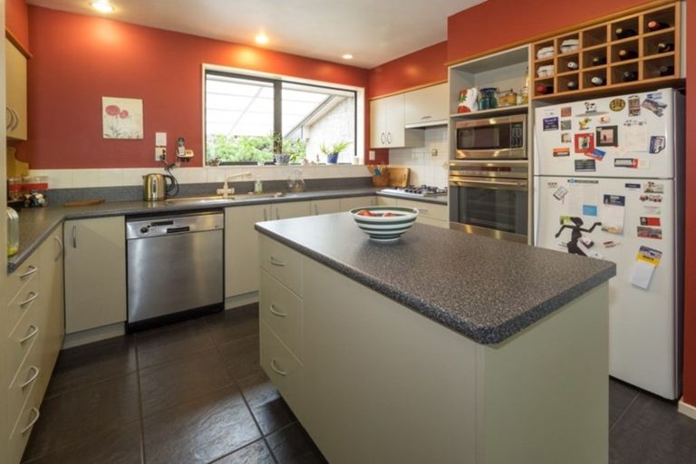 Photo of property in 126 Johnstone Street, Tinwald, Ashburton, 7774