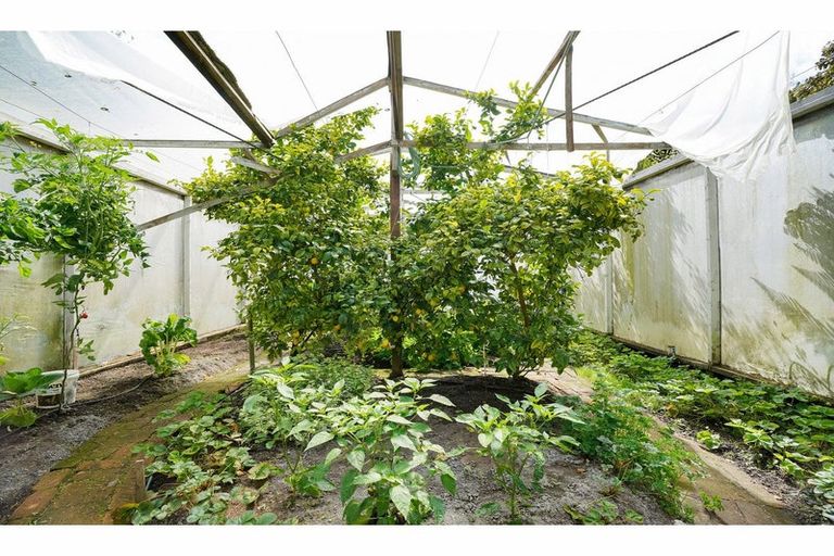 Photo of property in 32 Rakiura Parade, Otatara, Invercargill, 9879