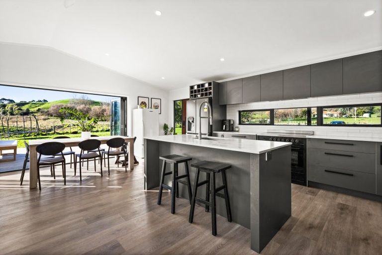 Photo of property in 2480 Kahuranaki Road, Elsthorpe, Havelock North, 4295