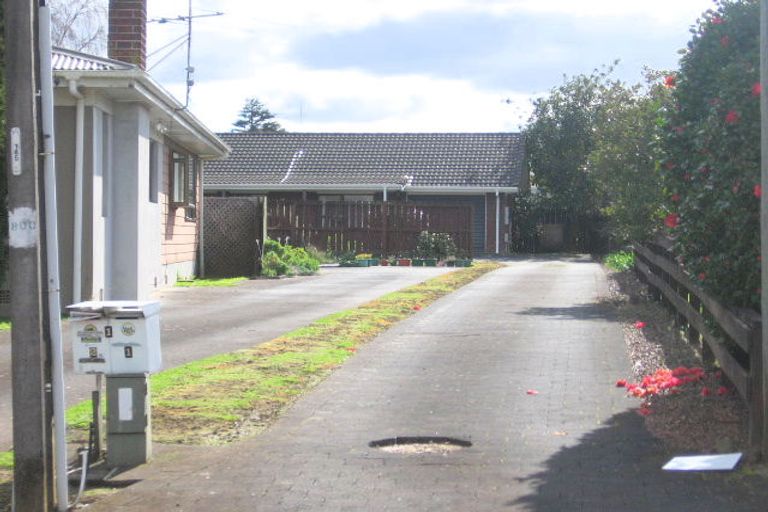 Photo of property in 2/1 Campbell Place, Papakura, 2110