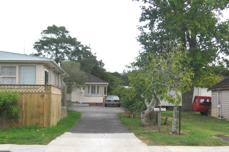Photo of property in 264a Birkdale Road, Birkdale, Auckland, 0626