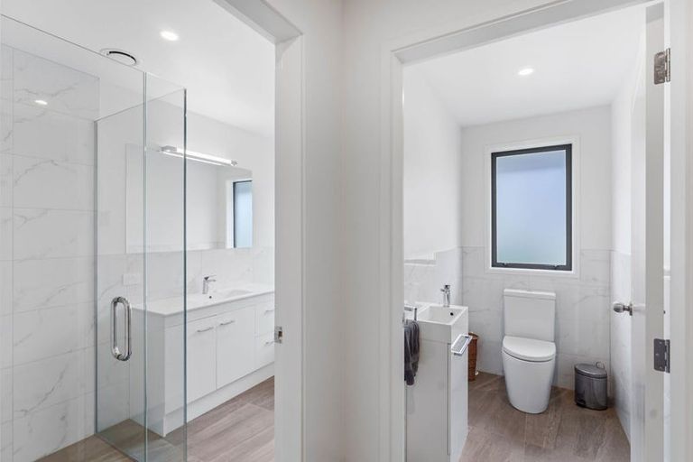 Photo of property in 12 Morepork Drive, Waikanae, 5036