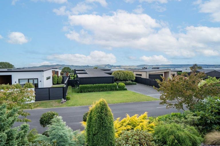 Photo of property in 8 Karapoto Lane, Rainbow Point, Taupo, 3330