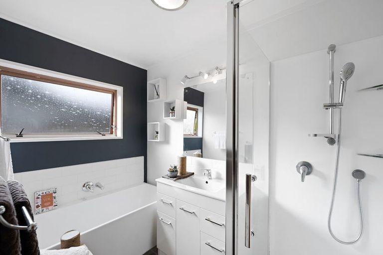 Photo of property in 60 Pulham Crescent, Queenwood, Hamilton, 3210