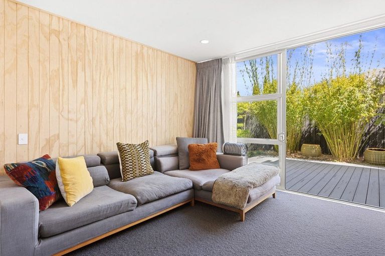Photo of property in 76a Glandovey Road, Fendalton, Christchurch, 8052
