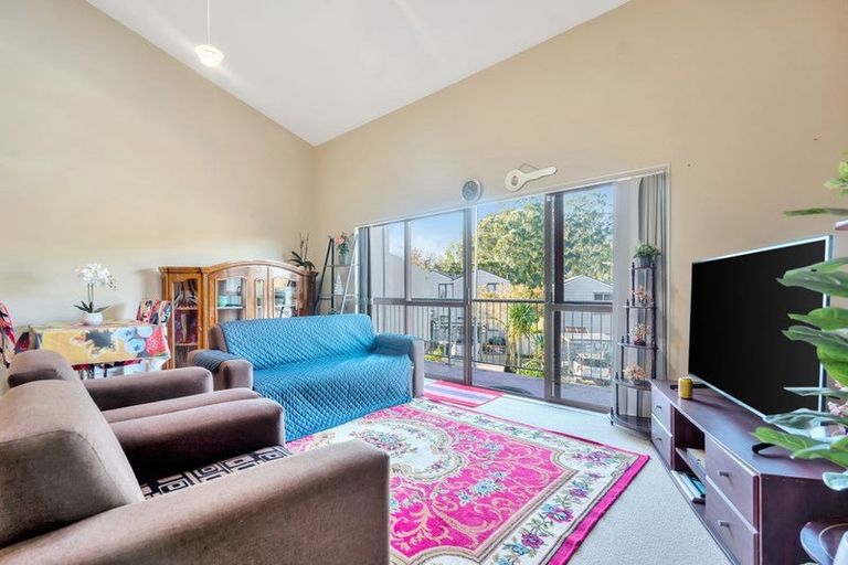 Photo of property in 54 Malaspina Place, Papatoetoe, Auckland, 2025