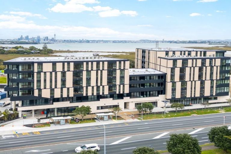 Photo of property in Amaia, 205/48 Esmonde Road, Takapuna, Auckland, 0622