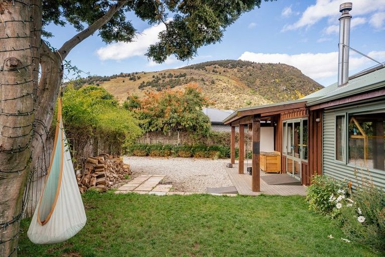 Photo of property in 37a Rob Roy Lane, Wanaka, 9305
