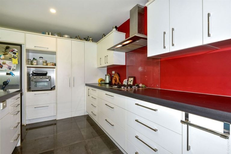 Photo of property in 335 Kainga Road, Kainga, Christchurch, 8083