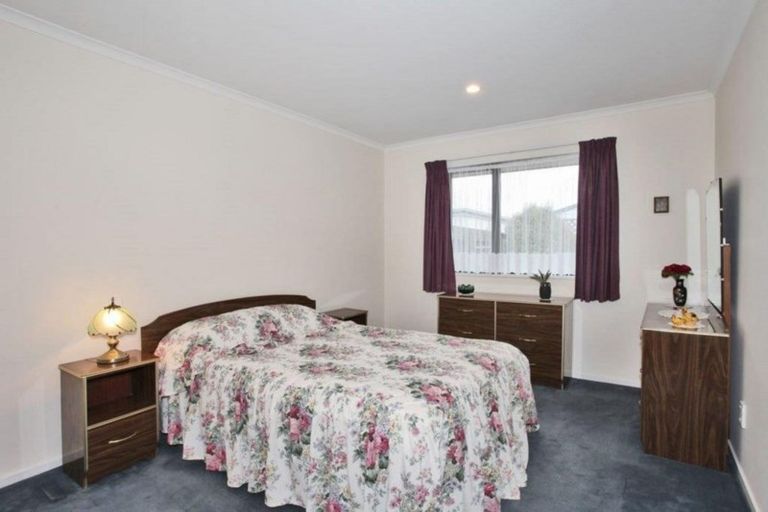 Photo of property in 2/14 Third Street, Belfast, Christchurch, 8051