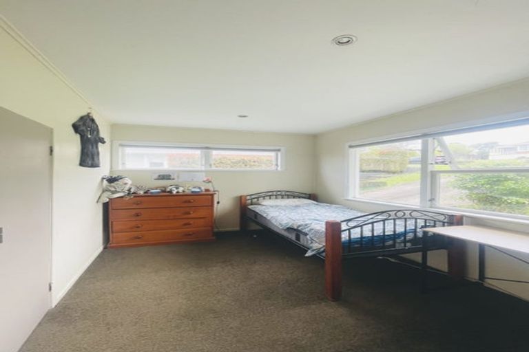 Photo of property in 9 Dolbear Street, Titirangi, Auckland, 0604