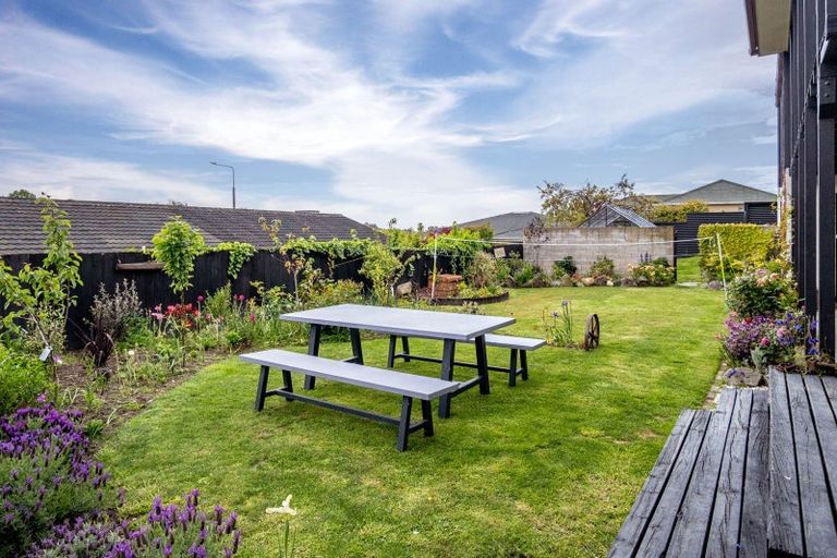 Photo of property in 82 Douglas Street, Highfield, Timaru, 7910