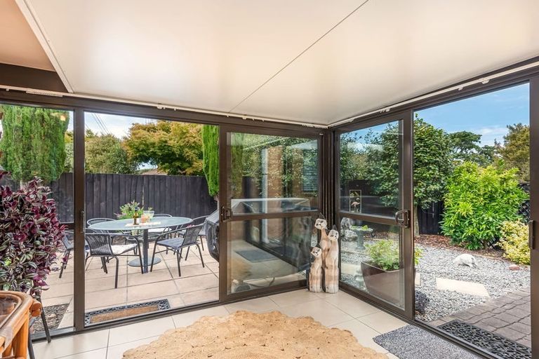 Photo of property in 14a Algie Place, Avonhead, Christchurch, 8042