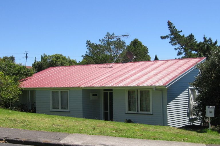 Photo of property in 91 Taurus Crescent, Beach Haven, Auckland, 0626