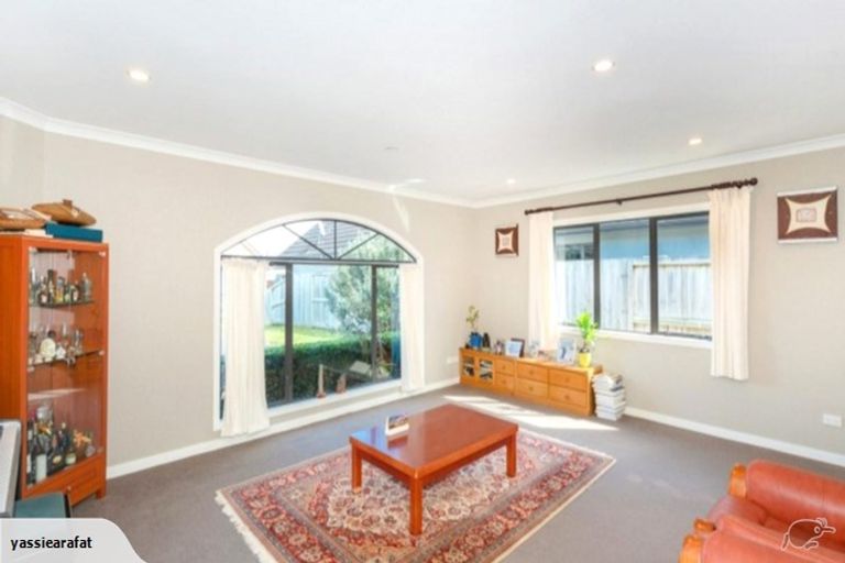 Photo of property in 17 Connor Court, Huntington, Hamilton, 3210