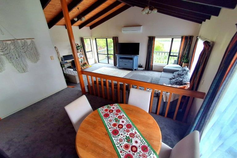Photo of property in 14 Rukumoana Place, Clendon Park, Auckland, 2103