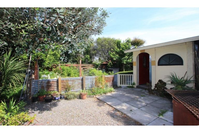 Photo of property in 38 Holdaway Street, Riversdale, Blenheim, 7201