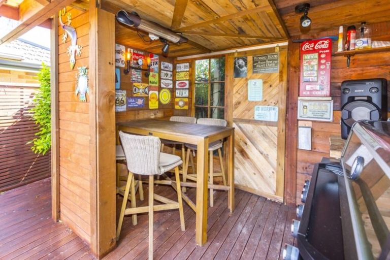 Photo of property in 8 Ronald Scott Grove, Riverstone Terraces, Upper Hutt, 5018