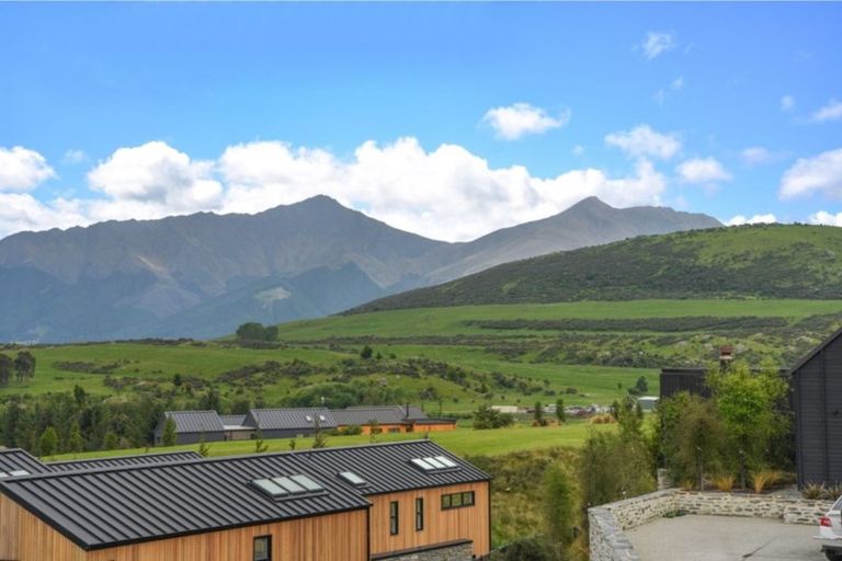 Photo of property in 23 Falconer Rise, Jacks Point, Queenstown, 9371