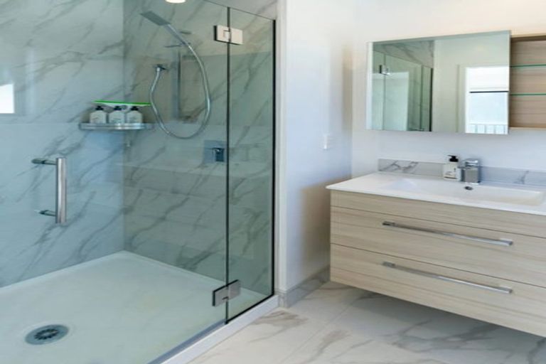 Photo of property in 24 Mohua Lane, Upper Riccarton, Christchurch, 8041