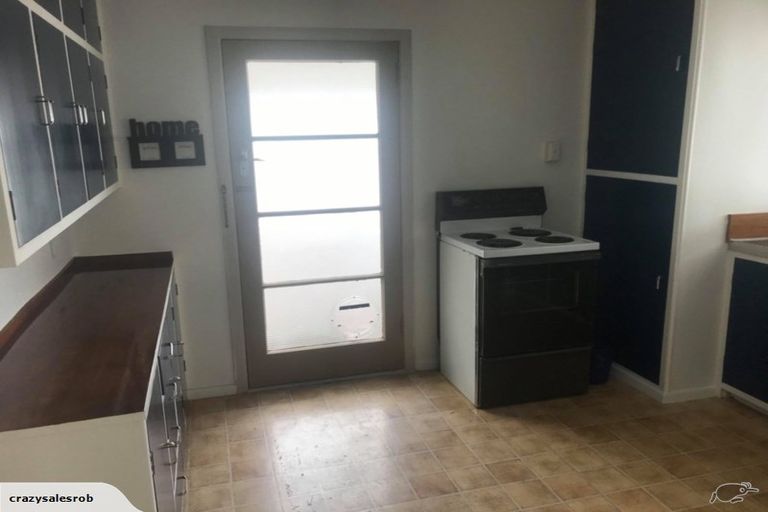 Photo of property in 1/18 Matipo Road, Mairangi Bay, Auckland, 0630