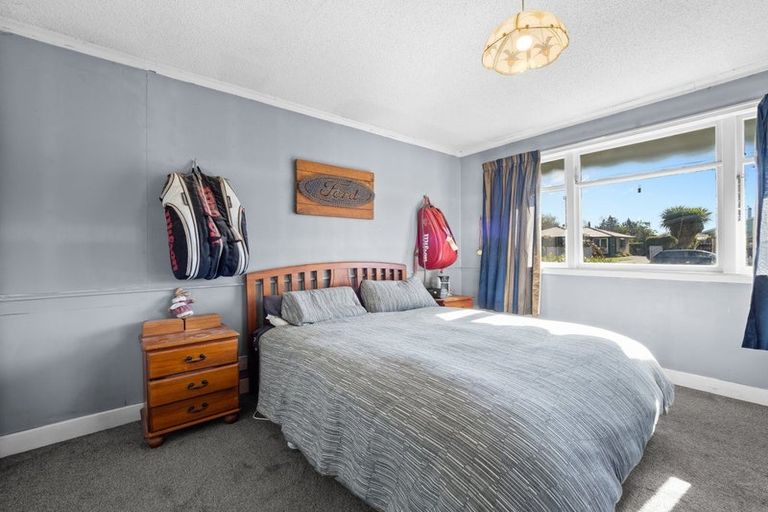 Photo of property in 75 Mcmurdo Street, Tinwald, Ashburton, 7700